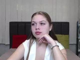 larapika from CamSoda is Freechat