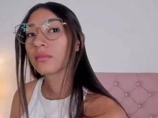 meliisssaaa from CamSoda is Freechat