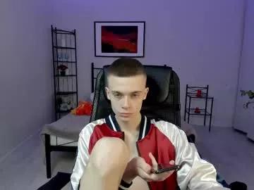 chris_18rown from Chaturbate is Freechat