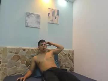 kevin_hott19 from Chaturbate is Freechat