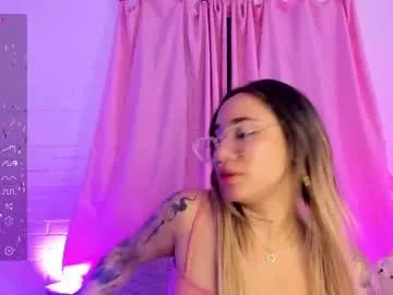 pink_quarz from Chaturbate is Freechat