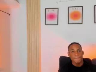 axel_silva from Flirt4Free is Freechat