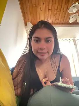 lauracardona18 from StripChat is Freechat