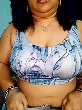 Lusty_bhabhiji from StripChat is Freechat