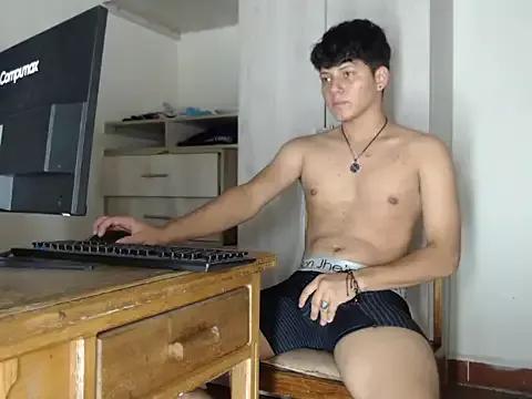 max--miller from StripChat is Freechat