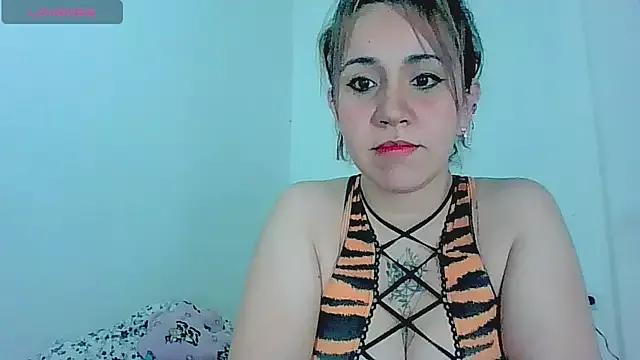 oriana_40 from StripChat is Freechat