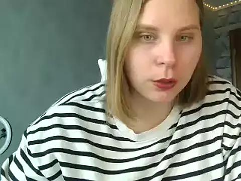 Thalia__Star from StripChat is Freechat