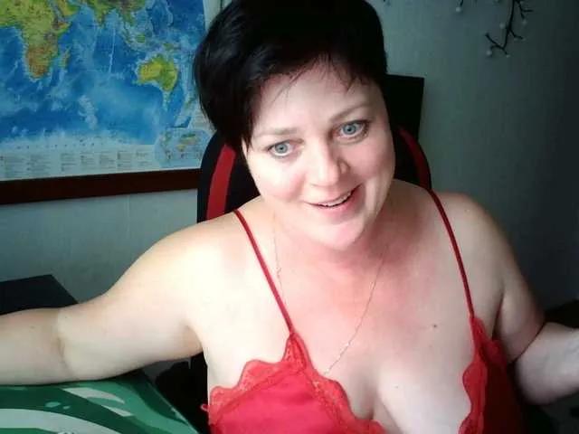 Offline -alenyshka- on BongaCams