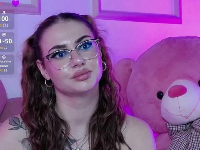 Offline AbbyWhite on BongaCams