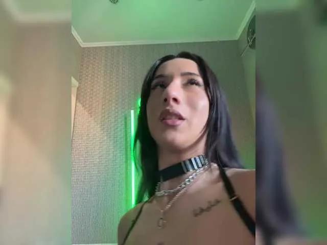 Offline Adel9 on BongaCams