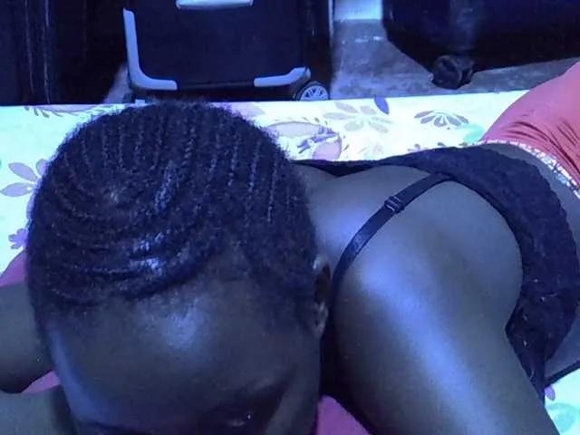 Freechat alora-skylar on BongaCams