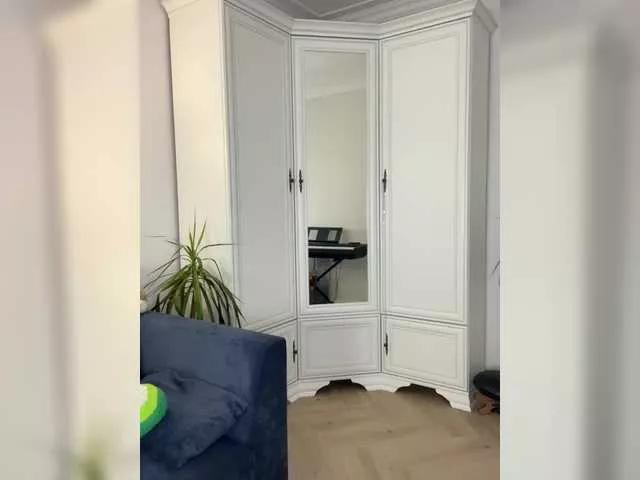 Freechat avolood on BongaCams