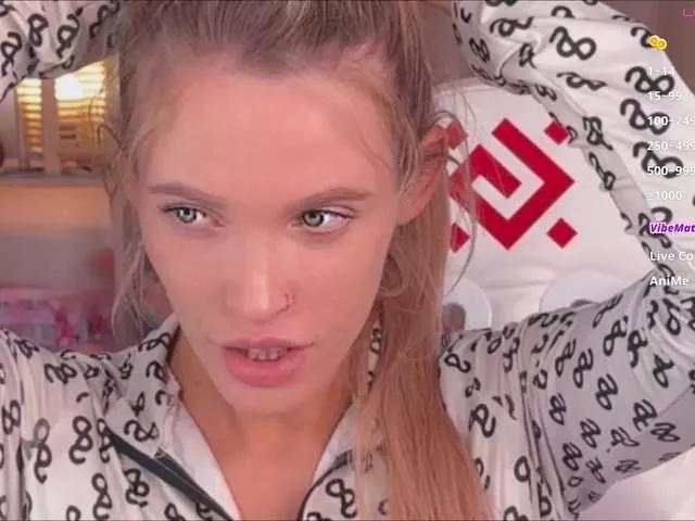 BlushMikki on BongaCams