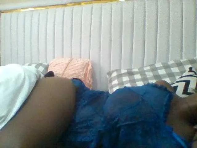 BoobieQueen on BongaCams 