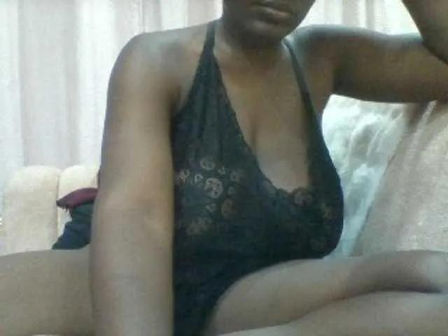 BoobieQueen on BongaCams 