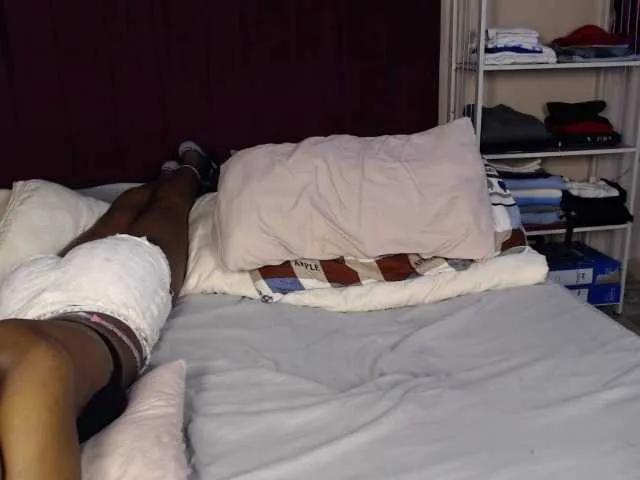 bubblyluna on BongaCams 