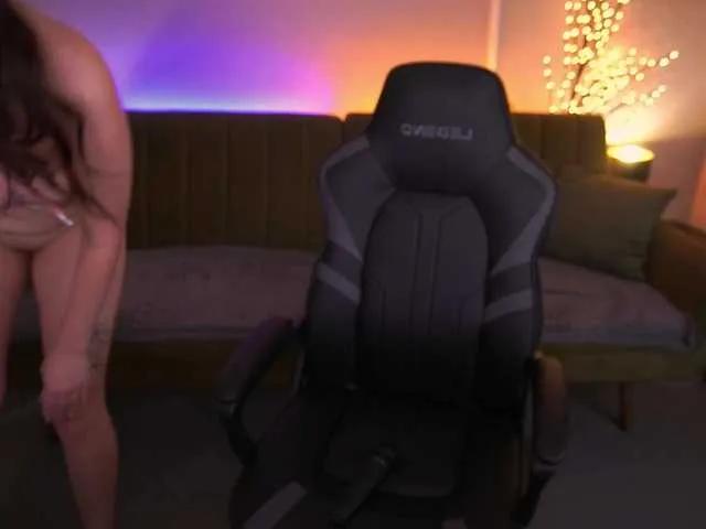 CrystalBarbie on BongaCams