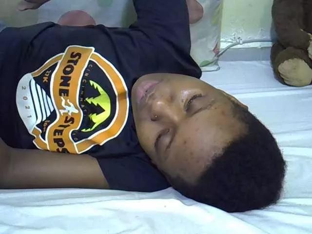 Offline Cutegod22 on BongaCams