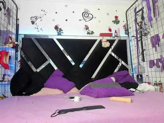 BongaCams Dreamgirlss is Freechat Dreamgirlss — Make hot conversations and play a little