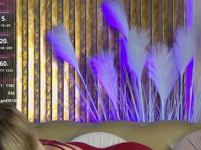 Offline EmmaWills on BongaCams