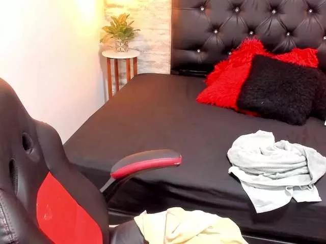 Freechat exotical-baby on BongaCams