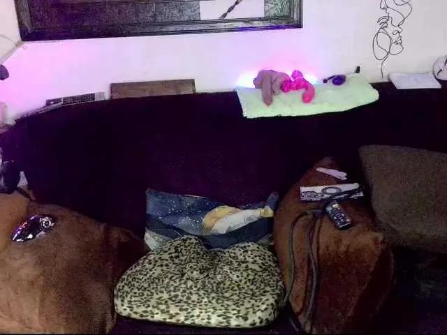 Offline Fantasyca on BongaCams