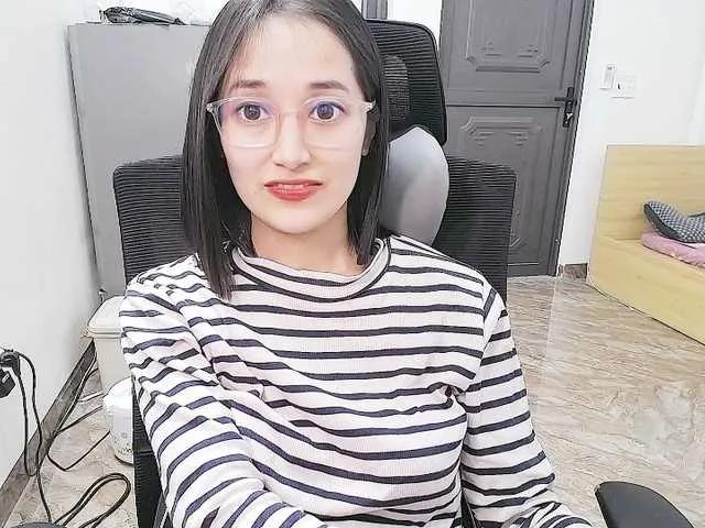 Hana099 on BongaCams 