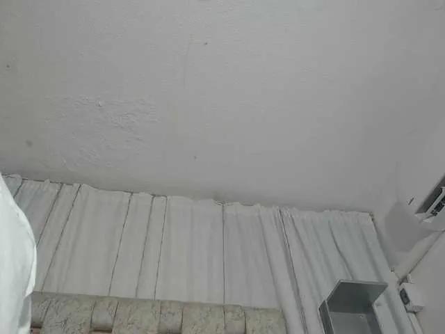 KOURTNEY- on BongaCams