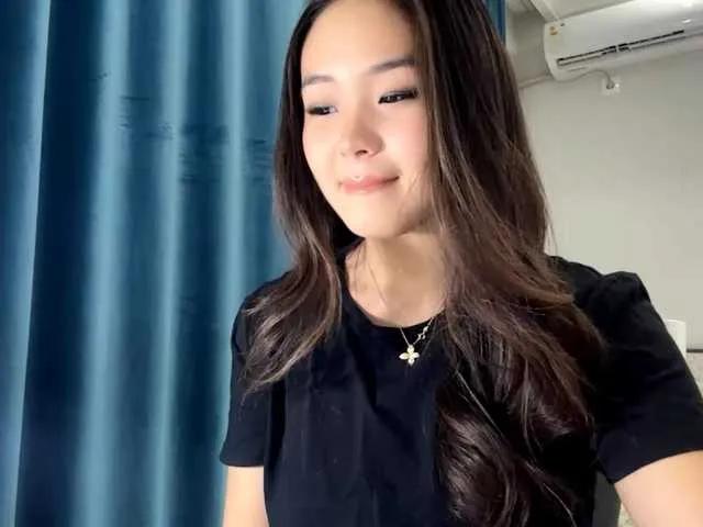 Offline LatrishaAltigs on BongaCams