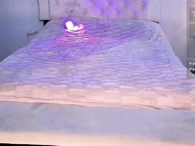 lauralei01 on BongaCams