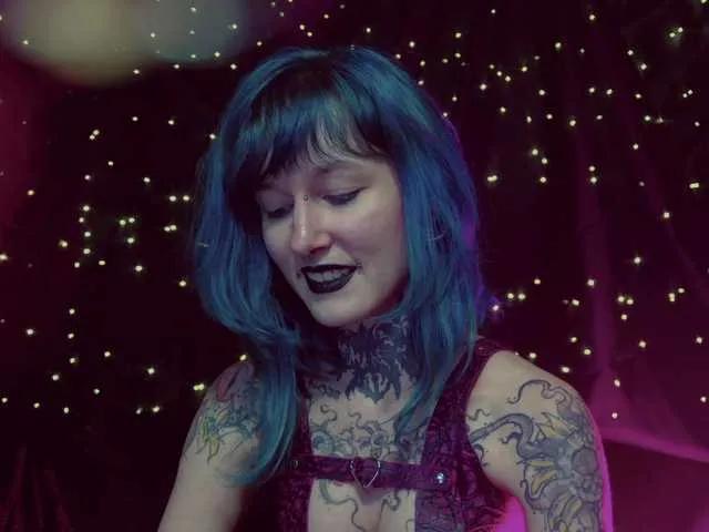 LittleSpaceMouse- on BongaCams 