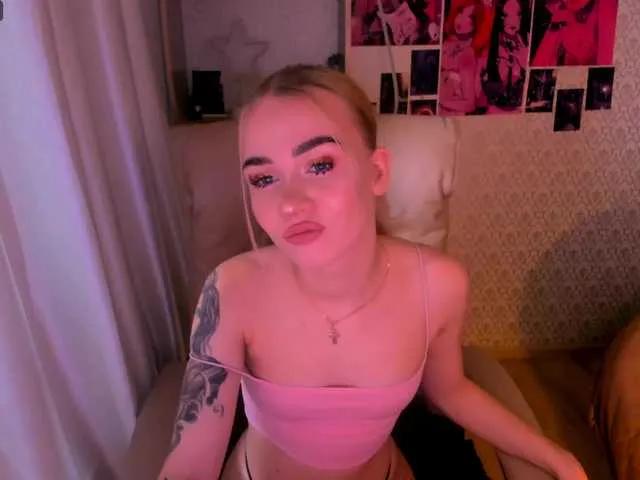 BongaCams Lollyybaby is Freechat Lollyybaby — Freechat on BongaCams