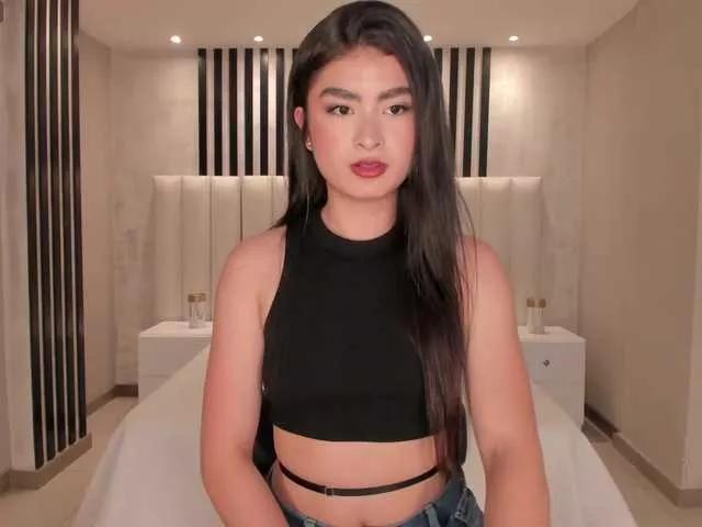 Freechat LucyWeiss on BongaCams