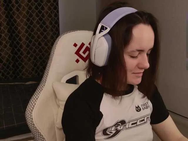 Offline LunaL0ve on BongaCams