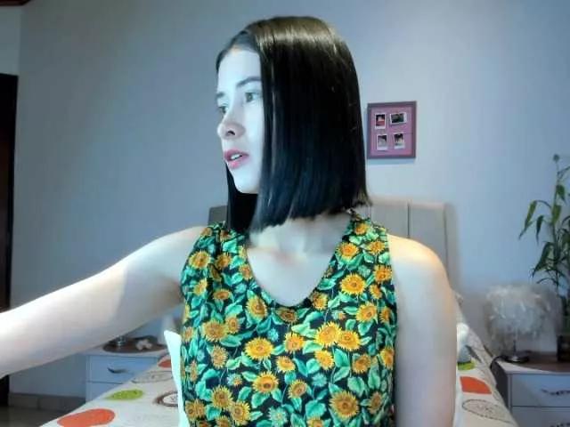 Freechat macarena-60 on BongaCams