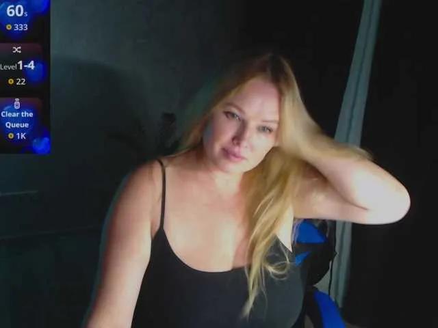 BongaCams mmmmIrynammm is Freechat mmmmIrynammm — Lovense and your cock!