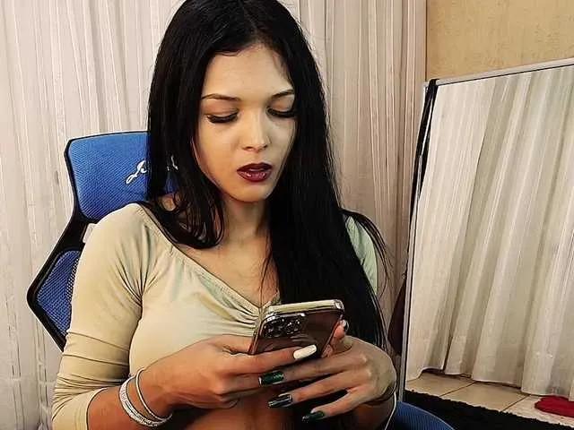 BongaCams Mommyjeva is Freechat Mommyjeva — Miradas intensas, msica vibrante y tocarme mientras bailo para ti. Si escucho tu voz real y siento tu energa, me enciendo.
Intense looks, vibrant music, and touching myself while I dance. If I hear your real voice and feel your vibe, I get turned on.