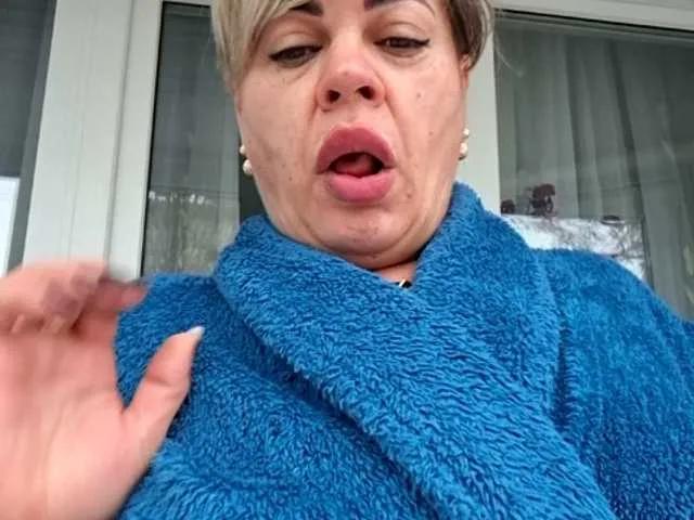 murr-kitty on BongaCams