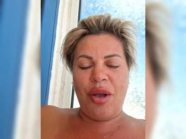 murr-kitty on BongaCams