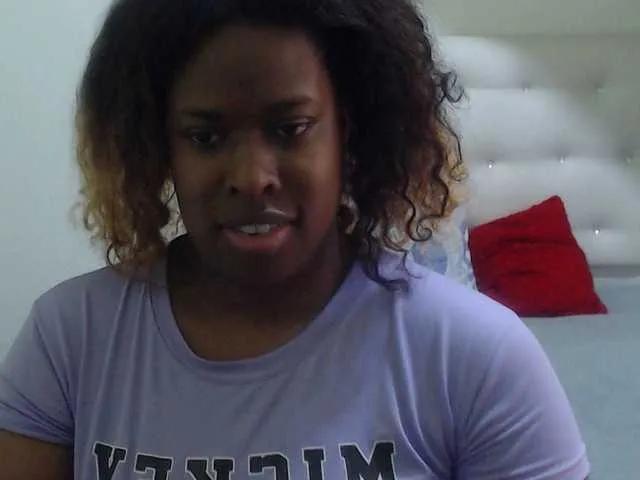 Freechat Nathaly on BongaCams