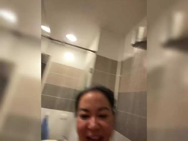 PadThai — I live for tropical days, delicious food paired with the perfect glass of wine, and keeping my body moving with some fun exercise. Whether I'm soaking in the sun or vibing under the moonlight, I'm here to share the heat, the laughs, and a little...