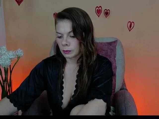 Freechat Quinn-Darly on BongaCams