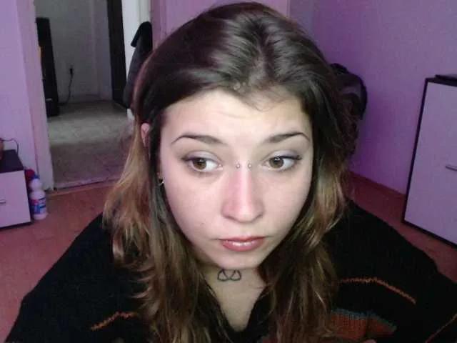 Offline RacyRoby on BongaCams