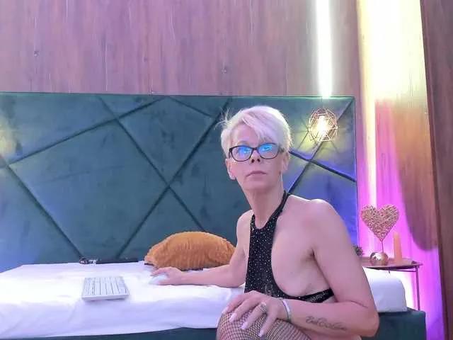 Freechat rosa-catalleya on BongaCams