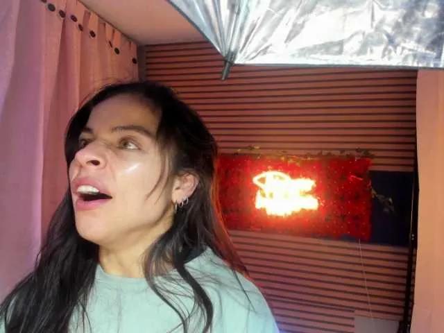 Offline rosse2504 on BongaCams