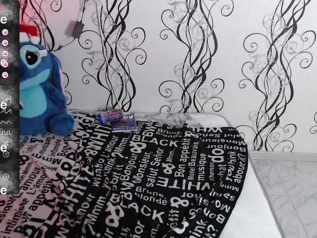 RoyAngela on BongaCams