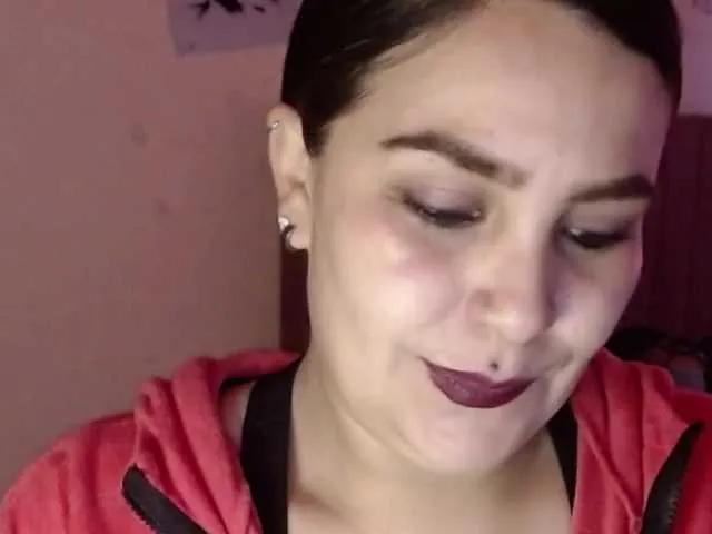 Freechat salmalopez on BongaCams