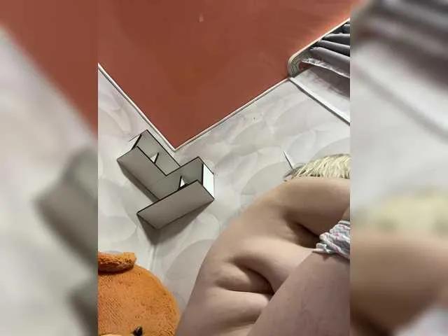 Offline Sexi45 on BongaCams