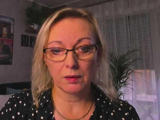 BongaCams SoftVANESSA is Freechat SoftVANESSA — I am a cooking addict, yes ! My dream is to make the whole world smell better with my cookies and my special plates I like to cook, The secret ingredient is always love, I like to put love in all I do. I believe laughter is brightest when the food is...