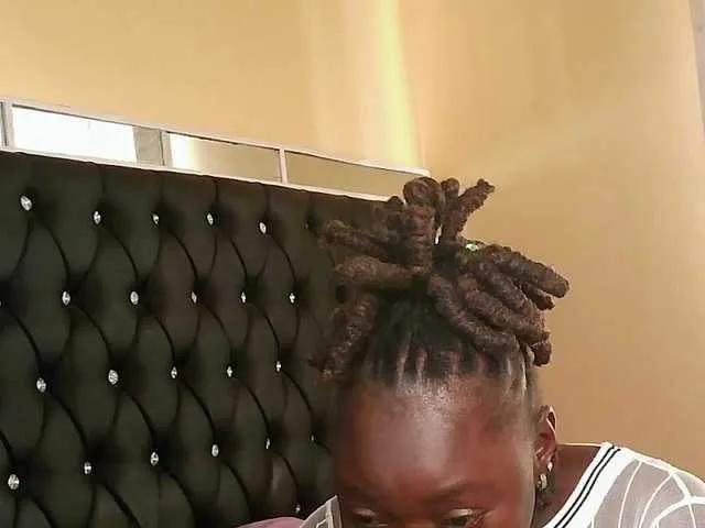 Offline trina94 on BongaCams